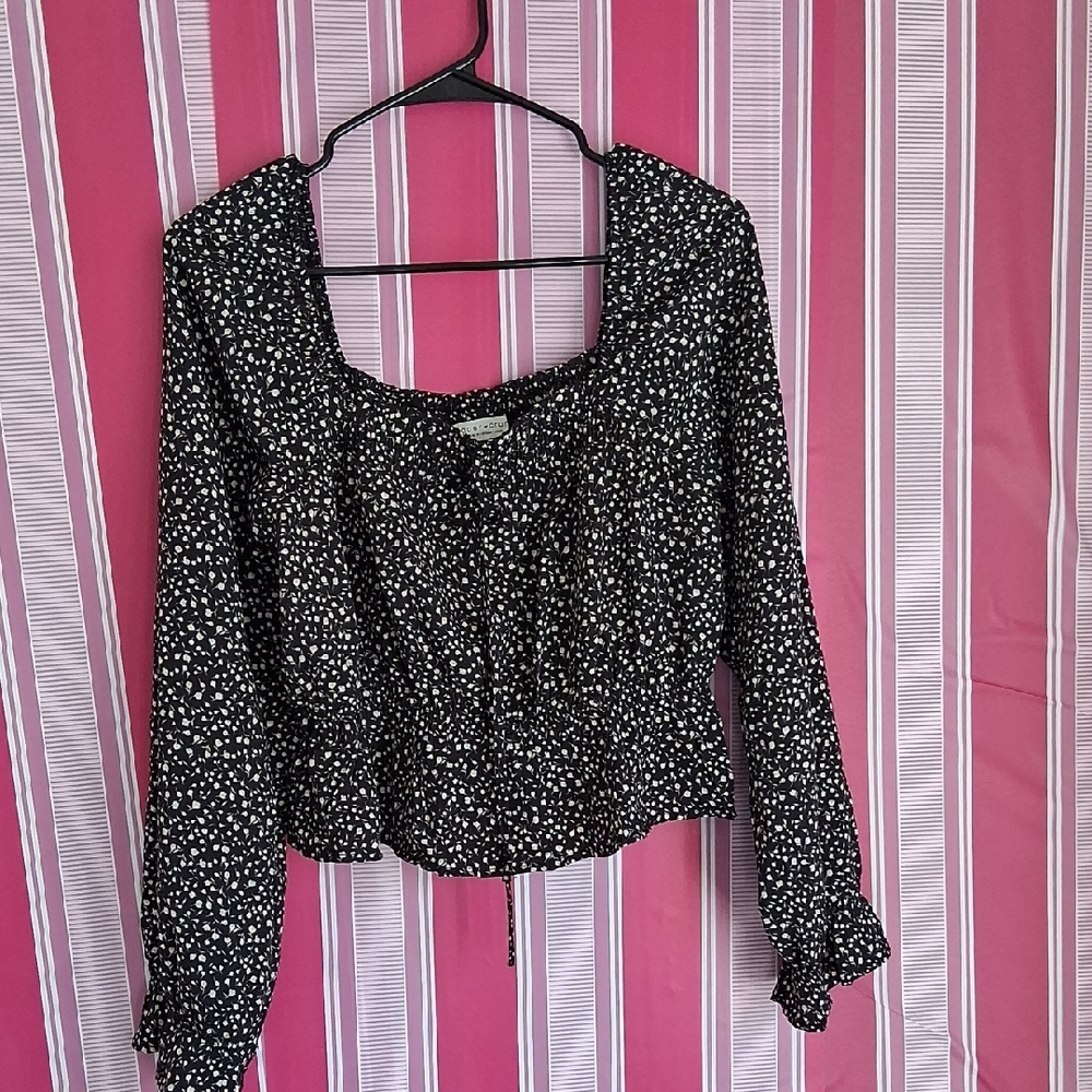 Paper Crane Black and White Ruched Crop Blouse